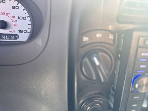 Used 2010 Ford Ranger Sport image 17