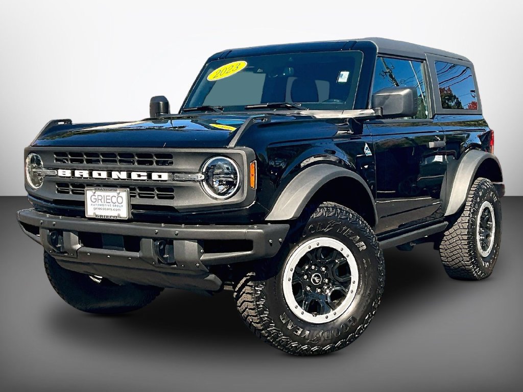 Used 2023 Ford Bronco Black Diamond w/ Sasquatch Package AWD/4WD image 3