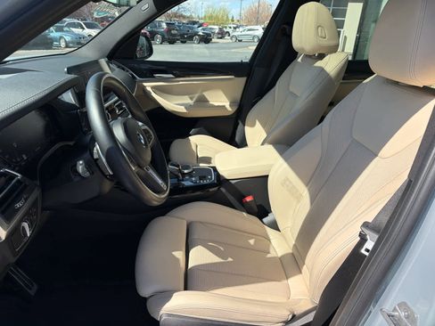 Used 2023 BMW X3 M40i w/ Premium Package image 18