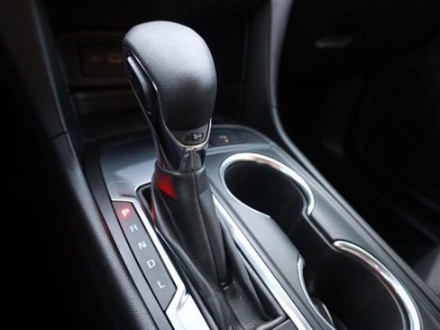 Used 2023 Chevrolet Equinox LT image 11