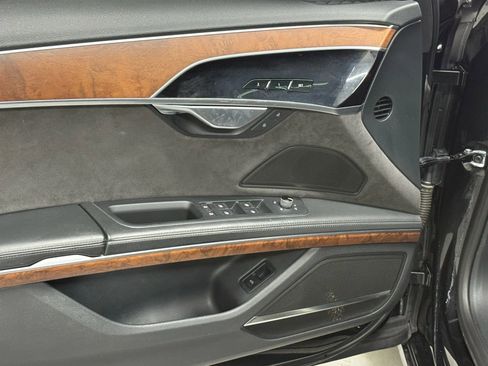 Used 2019 Audi A8 L 3.0T w/ Executive Package image 15