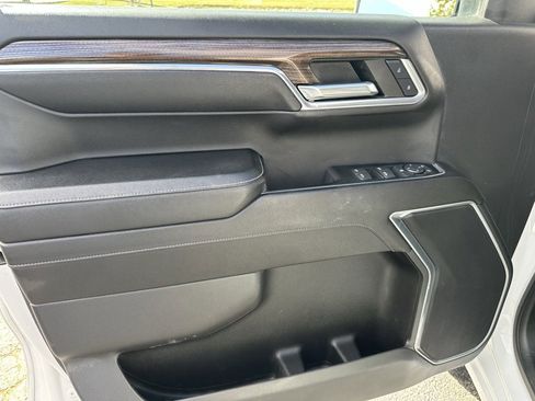 Used 2023 Chevrolet Silverado 1500 RST image 11