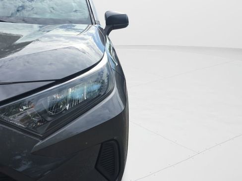 Used 2022 Toyota RAV4 LE FWD image 22