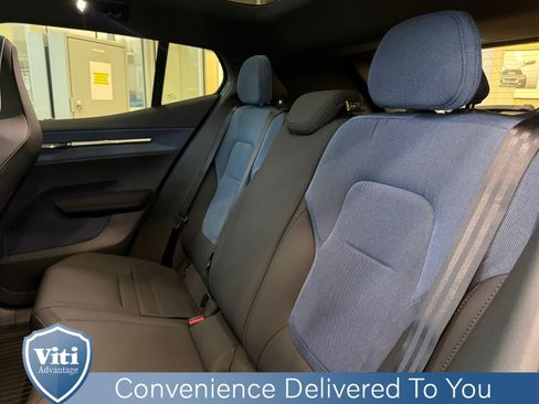 New 2026 Volvo EX30 Cross Country Ultra image 12