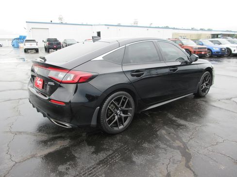 Used 2024 Honda Civic Sport Touring image 6