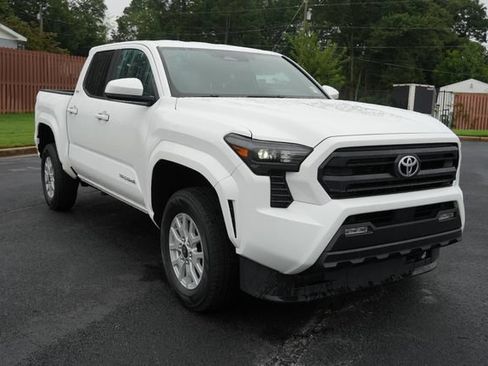 Used 2024 Toyota Tacoma SR5 RWD image 1