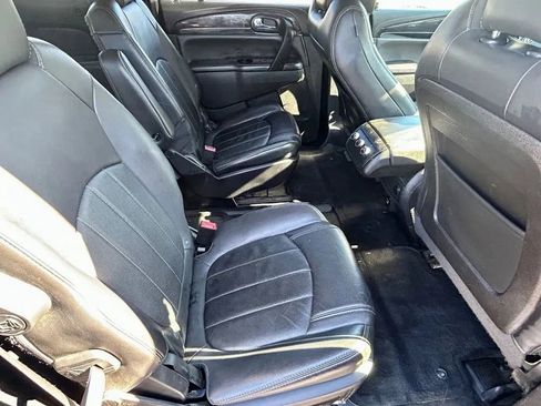 Used 2017 Buick Enclave Leather image 18