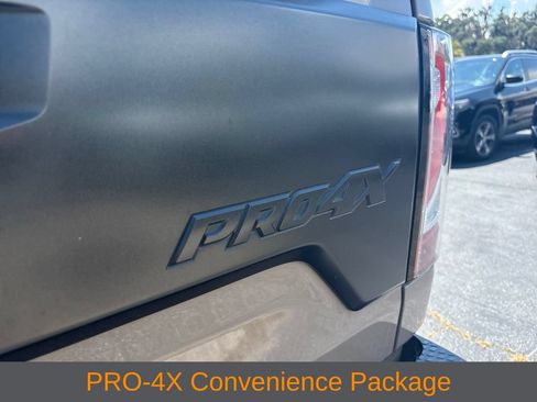 Used 2022 Nissan Titan PRO-4X w/ Pro-4x Convenience Package AWD/4WD image 20