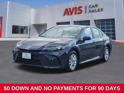 Used 2025 Toyota Camry LE FWD image 1