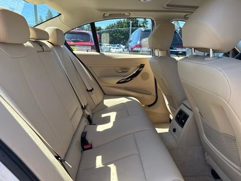 Used 2014 BMW 328i xDrive Sedan AWD/4WD image 10