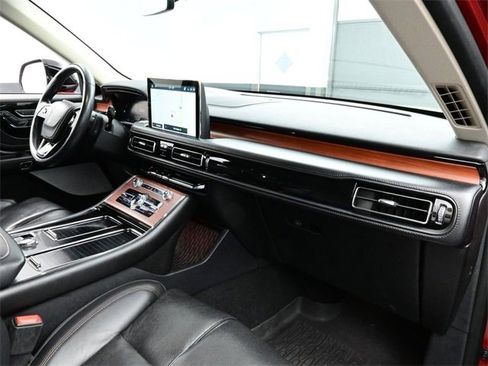 Used 2021 Lincoln Aviator Reserve w/ Equipment Group 202A image 16
