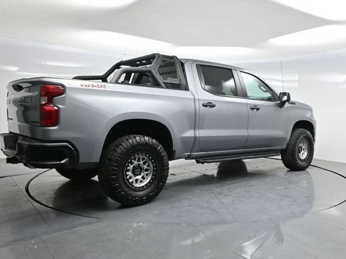 Used 2025 Chevrolet Silverado 1500 Custom Trail Boss w/ LPO, Dark Essentials Package AWD/4WD image 32