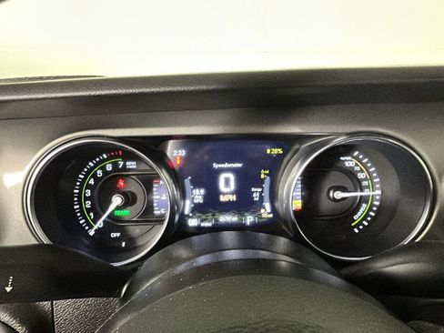 Used 2023 Jeep Wrangler Unlimited w/ Cold Weather Group AWD/4WD image 18