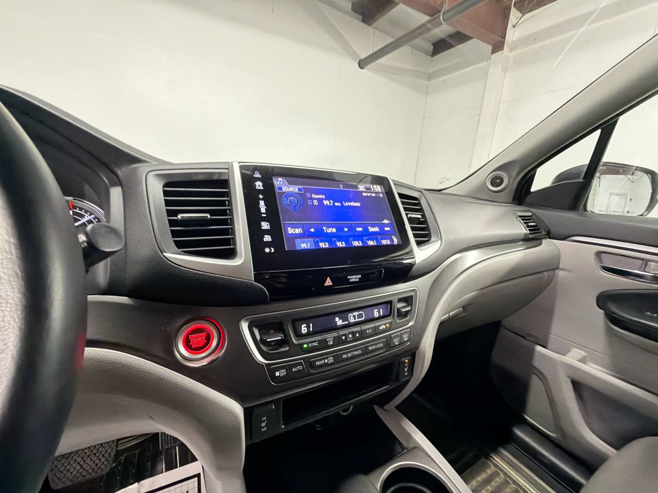 Used 2017 Honda Pilot EX-L image 17