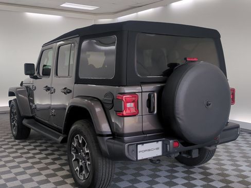 Used 2024 Jeep Wrangler Unlimited Sahara w/ Technology Group AWD/4WD image 3