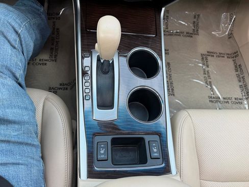 Used 2013 Nissan Altima 2.5 SL w/ Technology Pkg image 17