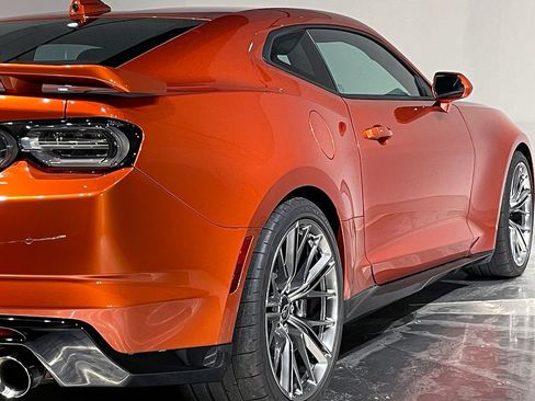 Used 2023 Chevrolet Camaro ZL1 RWD image 29