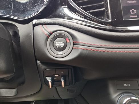 Used 2023 Dodge Durango GT AWD/4WD image 21