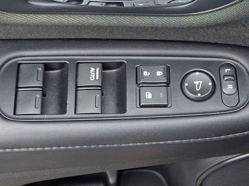 Used 2019 Honda HR-V Sport image 26