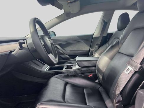Used 2021 Tesla Model 3 Standard Range Plus RWD image 16