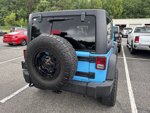 Used 2018 Jeep Wrangler Unlimited Sport S AWD/4WD image 14