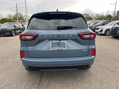Certified 2024 Ford Escape ST-Line w/ Tech Pack #1 AWD/4WD image 6