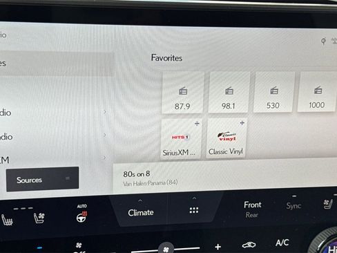 Used 2024 Lexus RX 350h image 17