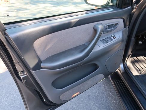 Used 2006 Toyota Tundra SR5 image 12