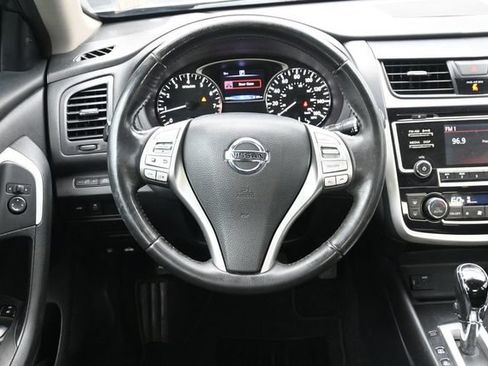 Used 2018 Nissan Altima 2.5 SV FWD image 22