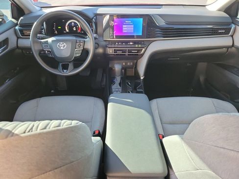 Used 2026 Toyota Camry LE image 10