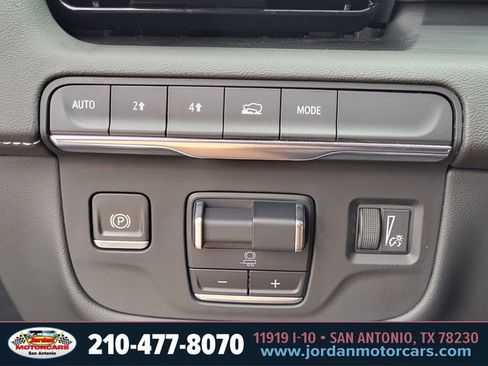 Used 2021 Cadillac Escalade Sport w/ LPO, ONYX Package AWD/4WD image 24