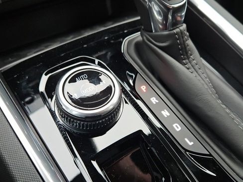 New 2026 GMC Canyon Elevation w/ Convenience Package image 38