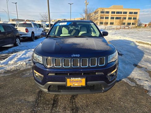 Used 2019 Jeep Compass Latitude w/ Popular Equipment Group image 10