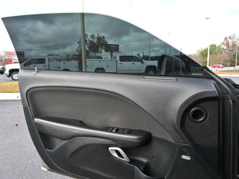 Used 2018 Dodge Challenger SXT w/ Blacktop Package image 21