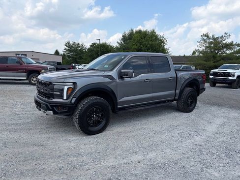 Used 2024 Ford F150 Raptor AWD/4WD image 2