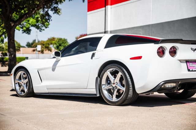Used 2012 Chevrolet Corvette Coupe w/ 2LT Preferred Equipment Group RWD image 42