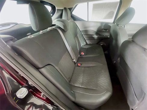 Used 2024 Nissan Kicks SV w/ Exterior Package image 25