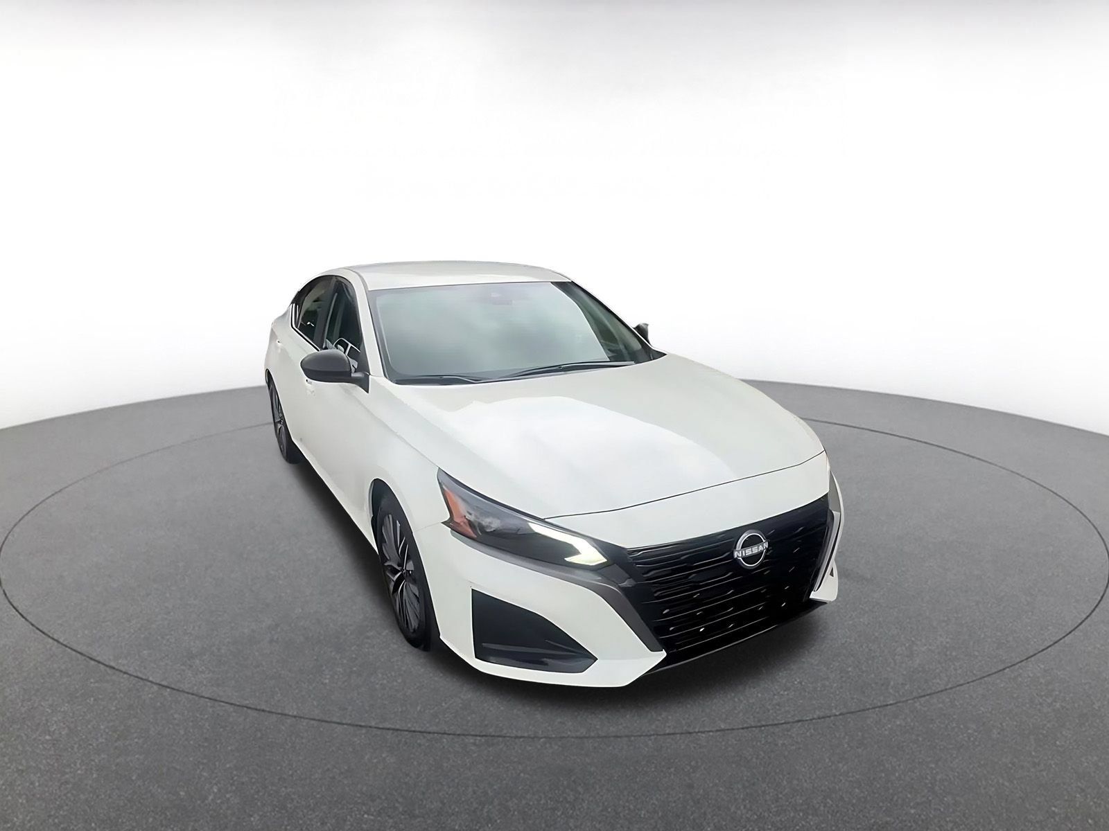 Used 2026 Nissan Altima 2.5 SV FWD image 3