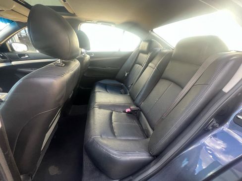 Used 2010 INFINITI G37 Journey w/ Premium Pkg image 25