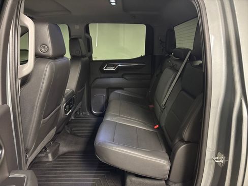 Used 2024 GMC Sierra 1500 SLT w/ SLT Convenience Package image 31