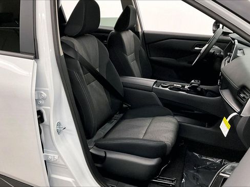 New 2026 Nissan Rogue SV AWD/4WD image 69