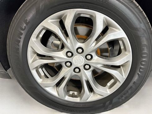 Used 2018 Buick Enclave Avenir w/ Avenir Technology Package AWD/4WD image 31