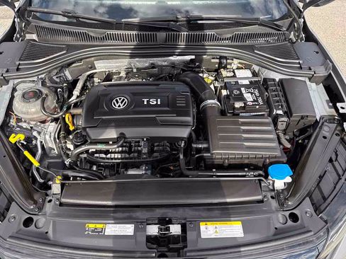 Used 2024 Volkswagen Jetta GLI 40th Anniversary Edition FWD image 25