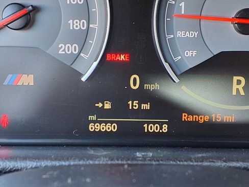 Used 2018 BMW M3 image 29