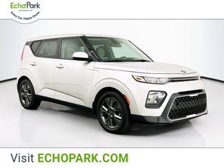 Used 2021 Kia Soul S image 1