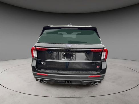 New 2026 Ford Explorer ST w/ Sun And Sound Package image 2