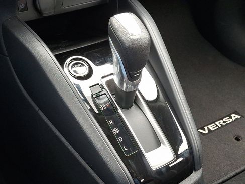 Certified 2025 Nissan Versa SR w/ Trunk Package image 17