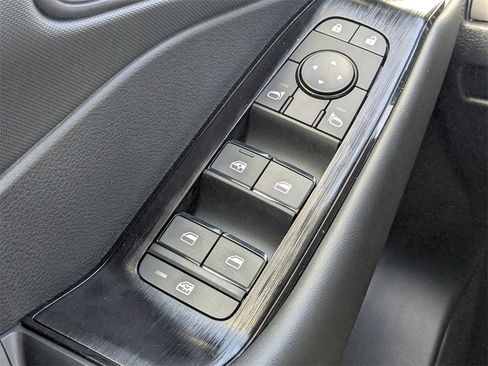 New 2026 Nissan Rogue S image 20