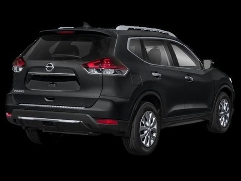 Used 2017 Nissan Rogue SV image 2