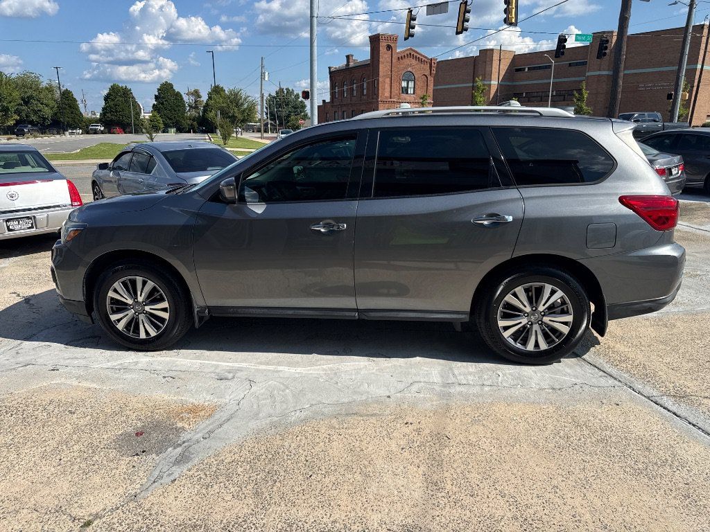 Used 2020 Nissan Pathfinder S FWD image 7